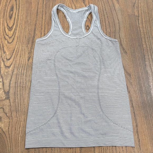 Lululemon Swiftly Tech Racerback White Black Stripe tank top S/M - Picture 5 of 10